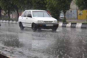 بارندگی شدید موجب آبگرفتگی معابر شهری در دزفول شد