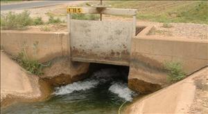 آب ماخار برای کشاورزان شبکه آبیاری دز تامین می شود